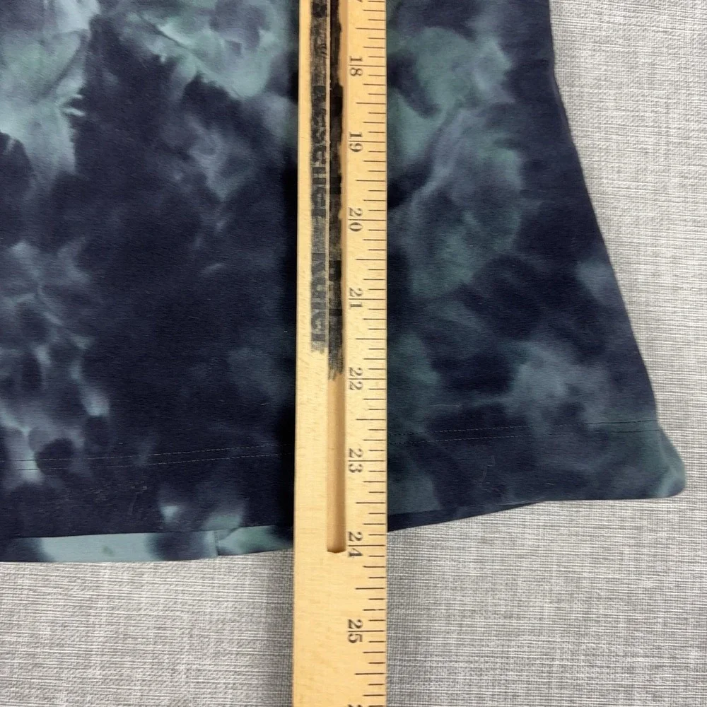 Lululemon Tank Top Womens 4 Green Black Batik Racerback Athletic Yoga Workout